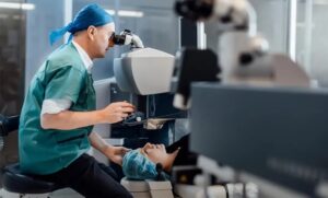 Expert Guide to Laser Eye Surgery Recovery from London Surgeons